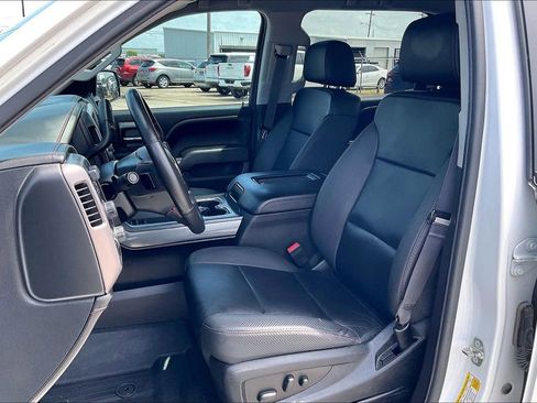 Used 2021 RAM 1500 Laramie AWD/4WD image 18