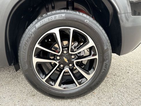 Used 2025 Chevrolet TrailBlazer LT AWD/4WD image 18