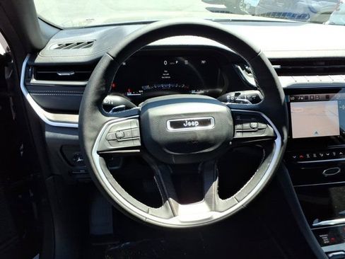 New 2026 Jeep Grand Cherokee L 4WD image 5