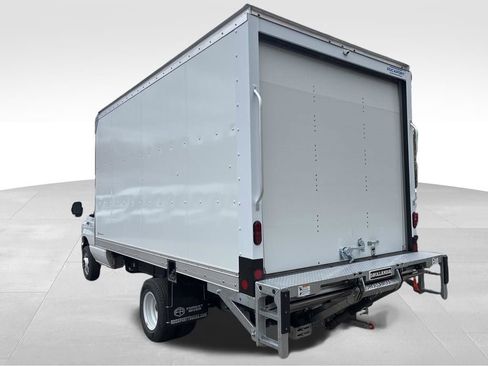 New 2027 Ford E-450 and Econoline 450 Super Duty w/ Power Equipment Group RWD image 3