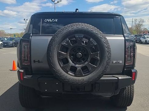 New 2026 GMC Hummer EV 3X w/ Carbon Fiber Edition Package AWD/4WD image 6