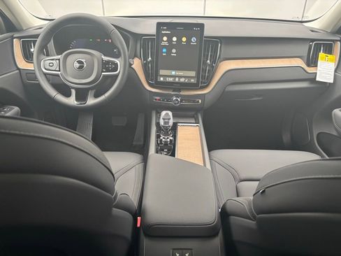 New 2026 Volvo XC60 B5 Plus w/ Climate Package AWD/4WD image 10