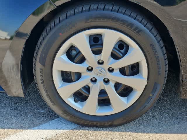 Used 2023 Toyota Corolla LE FWD image 13