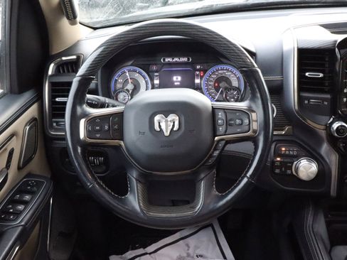Used 2020 RAM 1500 Limited image 9