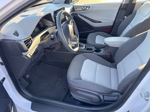 Used 2020 Hyundai Ioniq Blue image 10