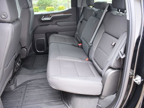 New 2026 GMC Sierra 1500 Elevation w/ LPO, Elevation Black Package image 31