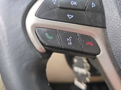 Used 2014 Jeep Grand Cherokee Laredo w/ Quick Order Package 23E AWD/4WD image 23