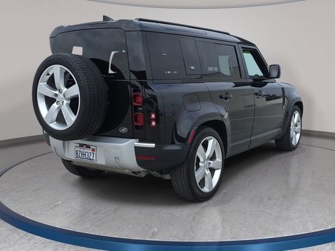 Used 2022 Land Rover Defender 110 SE AWD/4WD image 5