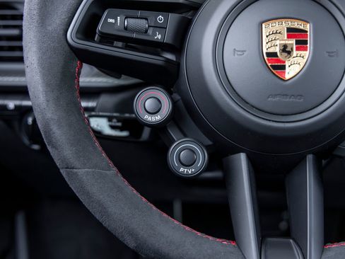 Certified 2025 Porsche 911 GT3 RS RWD image 47