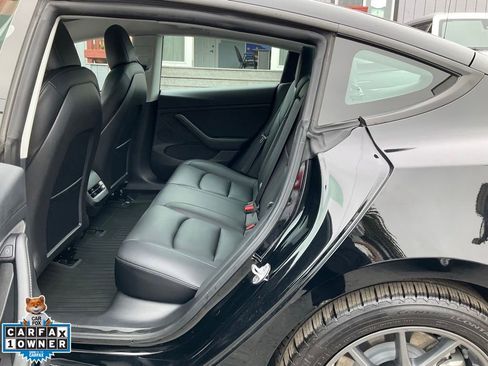 Used 2022 Tesla Model 3 Long Range AWD/4WD image 25