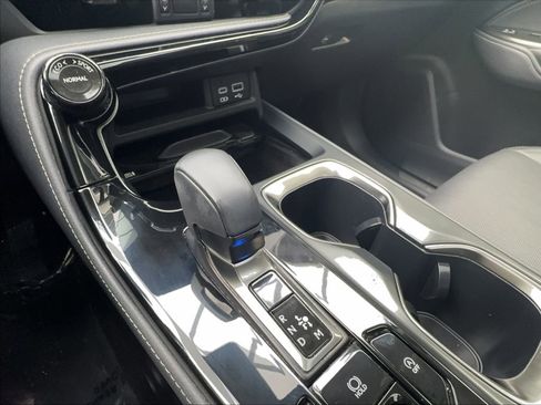 Used 2024 Lexus NX 250 FWD image 40
