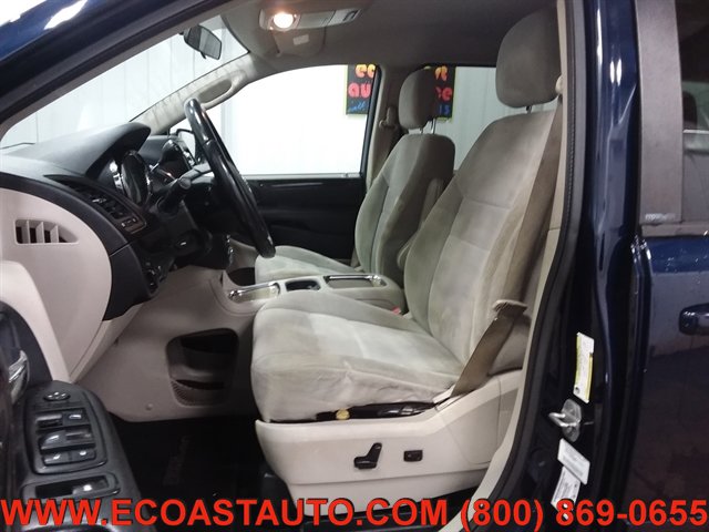 Used 2014 Dodge Grand Caravan SXT w/ Rear Park Assist Package FWD image 10