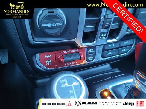 Certified 2025 Jeep Wrangler Unlimited Rubicon AWD/4WD image 13