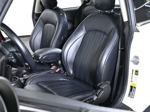 Used 2019 MINI Cooper S w/ Premium Package image 23