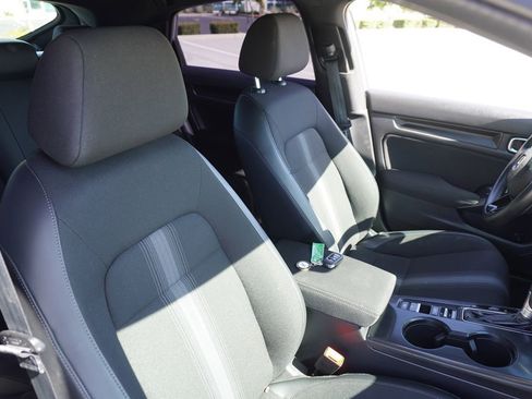 Used 2022 Honda Civic Sport image 15