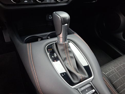 Certified 2024 Honda HR-V Sport image 22