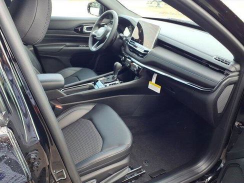 New 2026 Jeep Compass Latitude AWD/4WD image 20