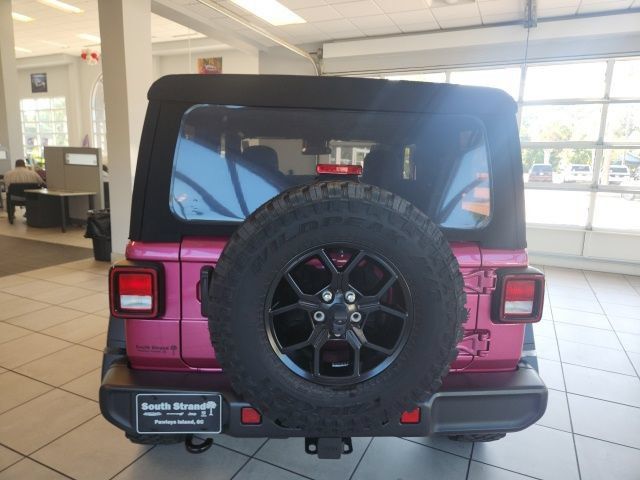 Used 2024 Jeep Wrangler Sport AWD/4WD image 9