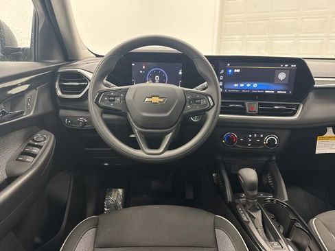 New 2026 Chevrolet TrailBlazer LS w/ LS Convenience Package FWD image 22