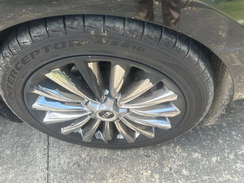 Used 2015 Kia K900 Luxury RWD image 11