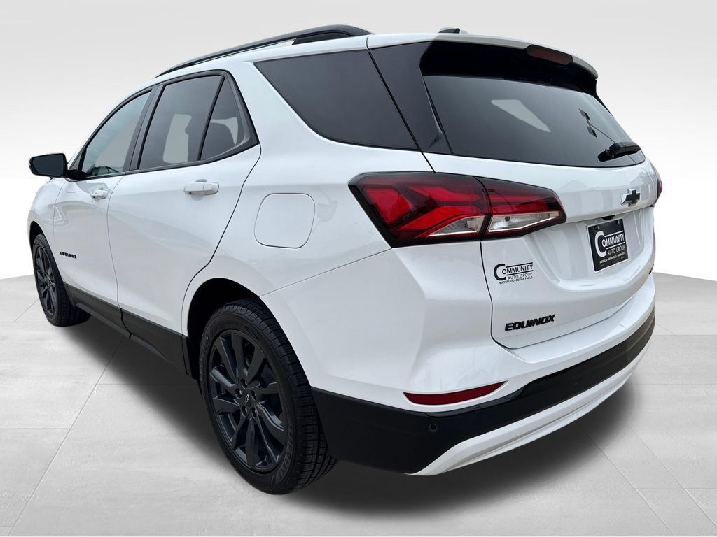 Certified 2024 Chevrolet Equinox RS w/ RS Leather Package AWD/4WD image 4