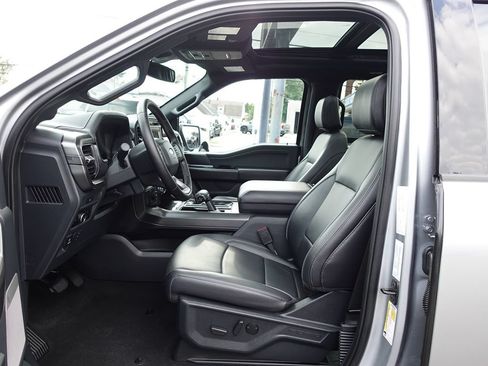 Used 2025 Ford F150 Lariat AWD/4WD image 19