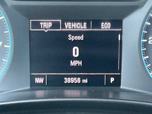Used 2020 Chevrolet Equinox LS FWD image 17