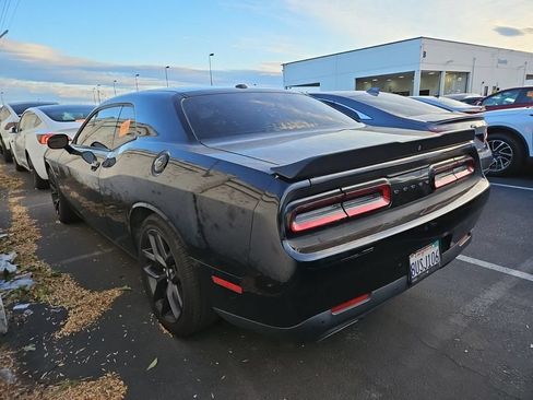 Used 2020 Dodge Challenger R/T w/ Blacktop Package RWD image 2