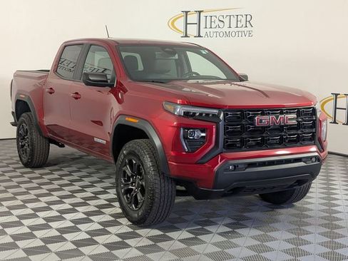 Used 2025 GMC Canyon Elevation w/ Convenience Package AWD/4WD image 2