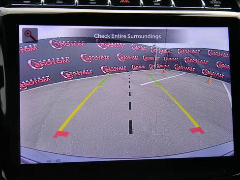 Used 2023 Jeep Grand Cherokee 4WD 4xe image 21