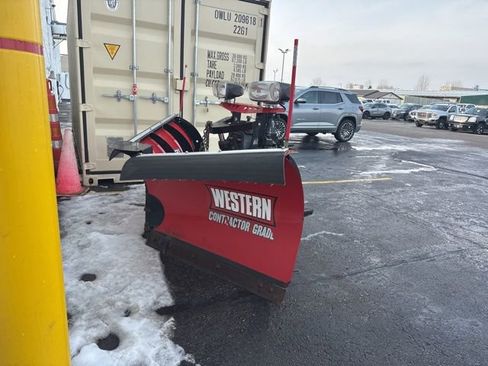 Used 2015 GMC Sierra 2500 4x4 Regular Cab w/ Sierra Convenience Package image 15