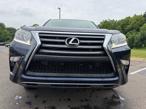 Used 2017 Lexus GX 460 Premium w/ Premium Package AWD/4WD image 3