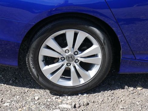 Used 2019 Honda Accord Sport image 12
