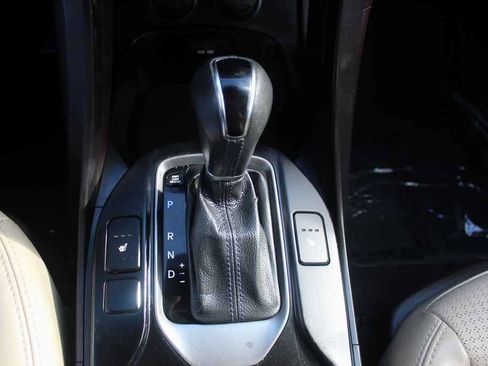 Used 2013 Hyundai Santa Fe Sport w/ Technology Pkg AWD/4WD image 23