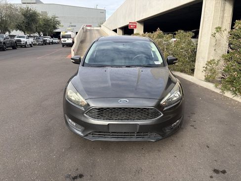 Used 2018 Ford Focus SEL image 5