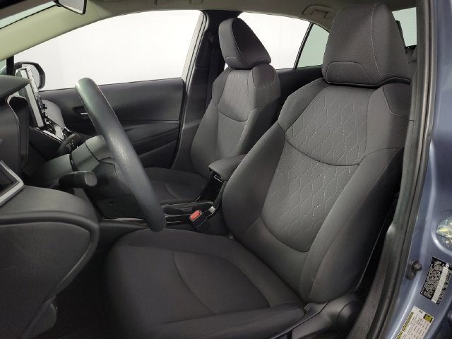 Used 2020 Toyota Corolla LE FWD image 14