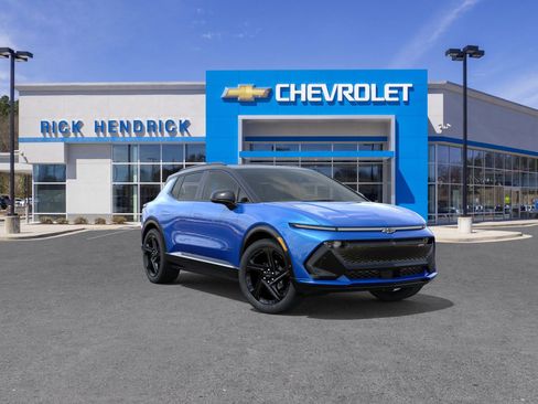 New 2025 Chevrolet Equinox EV RS w/ Convenience Package II image 2