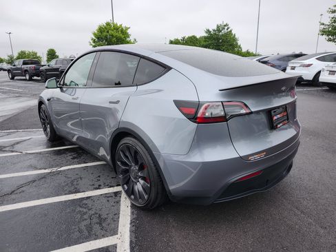 Used 2025 Tesla Model Y Performance AWD/4WD image 14