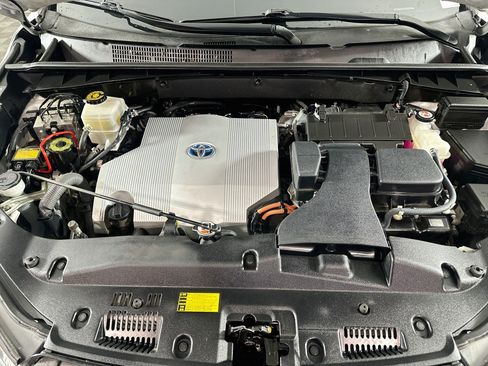 Used 2018 Toyota Highlander Limited Platinum AWD/4WD image 36