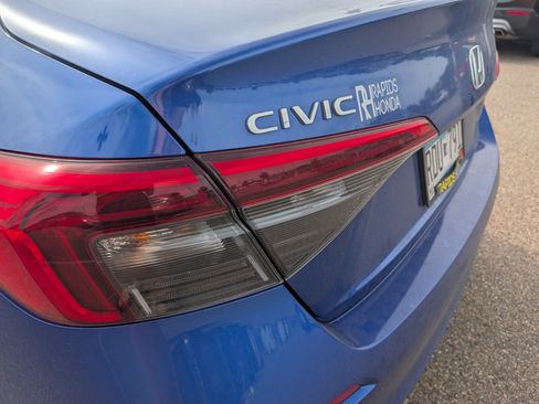 Used 2024 Honda Civic Touring image 5