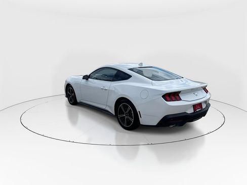 Used 2024 Ford Mustang Coupe RWD image 6