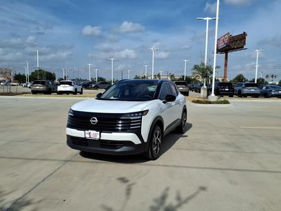 Used 2026 Nissan Kicks SV