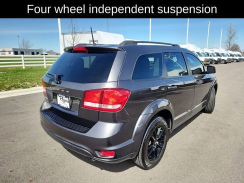Used 2019 Dodge Journey SE w/ Blacktop Package image 9