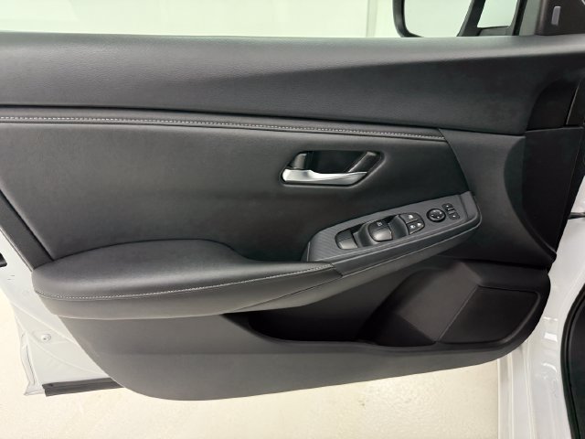 Used 2024 Nissan Sentra SV FWD image 29