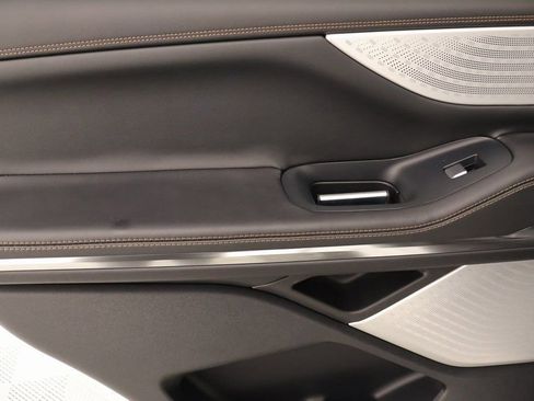 New 2025 Lincoln Navigator Black Label image 19