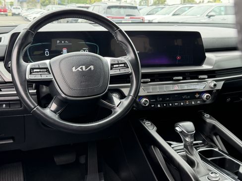 Used 2023 Kia Telluride S AWD/4WD image 25