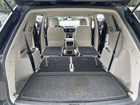 Used 2019 Volkswagen Atlas SE FWD image 40