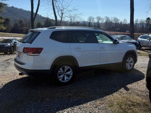 Used 2018 Volkswagen Atlas SE image 5