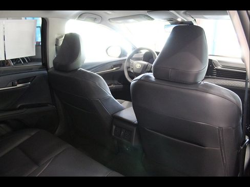 Used 2026 Toyota Camry XLE FWD image 20