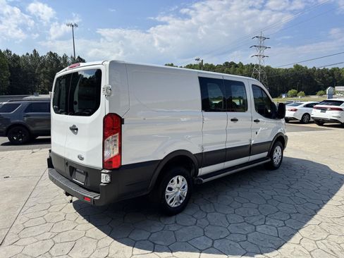 Used 2017 Ford Transit 250 130 Low Roof w/ Exterior Upgrade Package RWD image 10